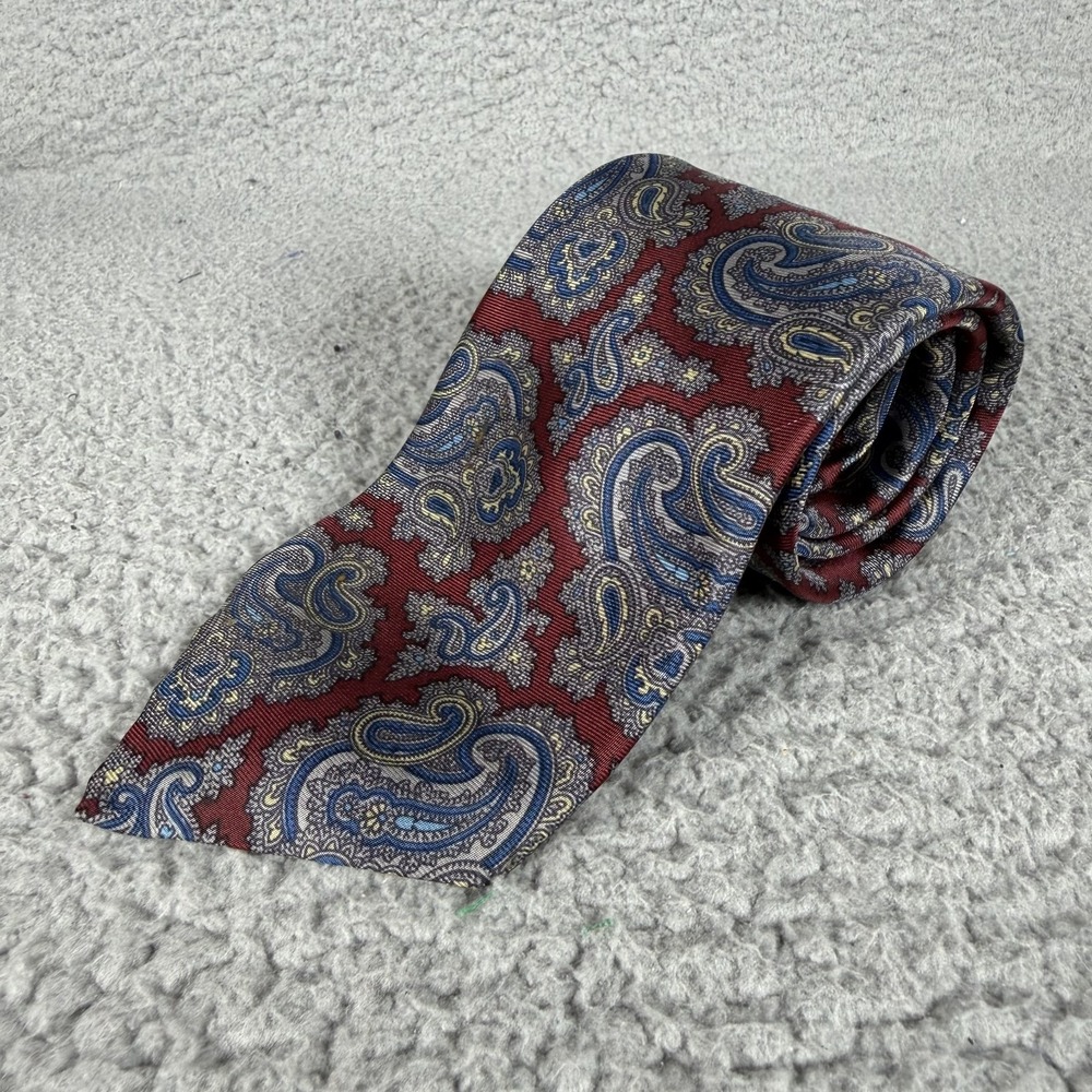Vintage Burberrys Tie Paisley W 3 L 60 100% Silk USA Made in England Dress